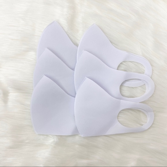 🔥BUNDLE OF 6 - WHITE FACE MASK🔥 - Picture 3 of 3